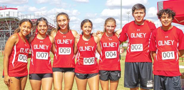 Meet the Cubs Cross Country Team