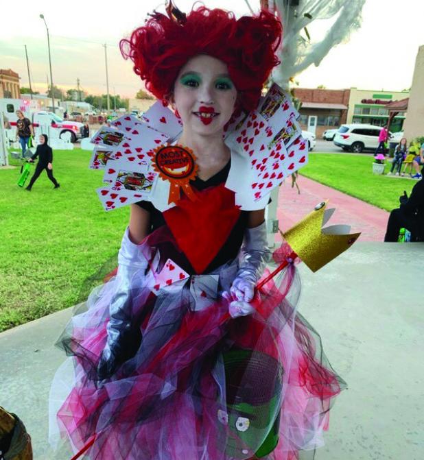 Olney Chamber of Commerce Hosts Halloween Spooktacular