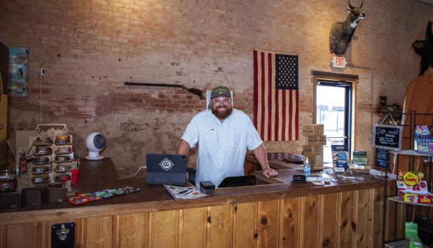 Archer & Gunn hires social media savvy manager