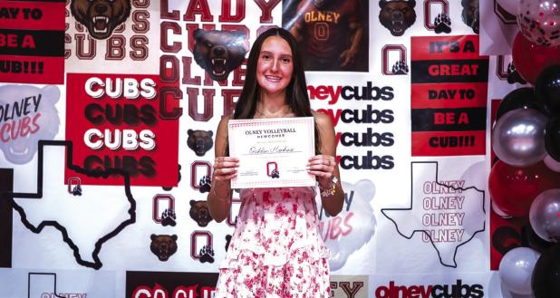 OHS Lady Cub Oaklan Hopkins was presented as a Volleyball Newcomer of the Year. Photo by Will Sadler