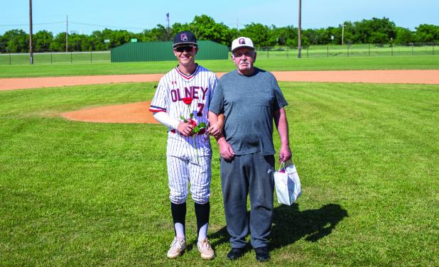 Cubs celebrate Senior Night with 2nd place win