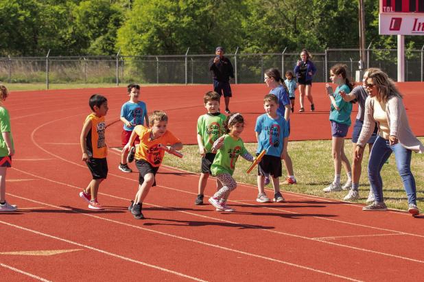 Lil Cub Relay fills Cub Stadium with fans, parents