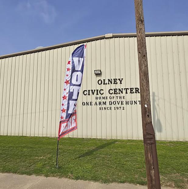 Olney voters turned out on Saturday at the Civic Center to elect two new City Councilmembers and a new school board member. Photo by Will Sadler
