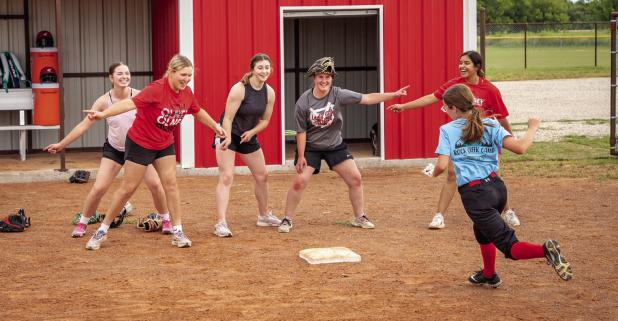 Lady Cubs Summer Softball Camp