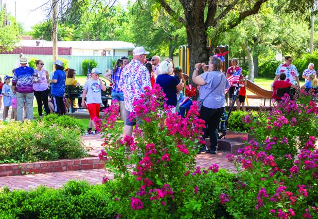 Olney turns out for July 4 parade
