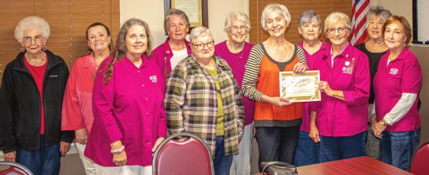 Hamilton Hospital Auxiliary Presents Honorary Membership Award