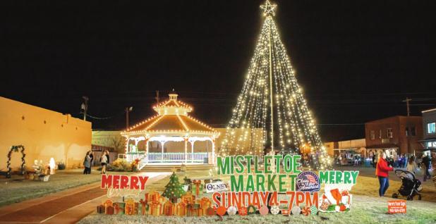 Mistletoe Market Kicks Off the Holiday Season