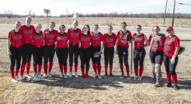 Your 2026 Lady Cubs Varsity Softball Team: #1 Kynlee Lauderdale, #3 Ava Stewart, #4 Lauren Pham, #5 Morgan Simmons, #7 Brooklynn Bond, #9 Allison Alvarado, #12 Oaklan Hopkins, #13 Kristen Fields, #14 Halee Craven, #20 Natalie Simmons, #21 Emily Morcom, #2