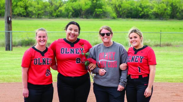 Lady Cubs Softball Senior Night