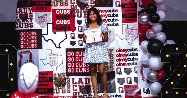 Sharoll Mendoza Received the Lady Cub Track and Field Newcomer of the Year Award. Photo by Will Sadler