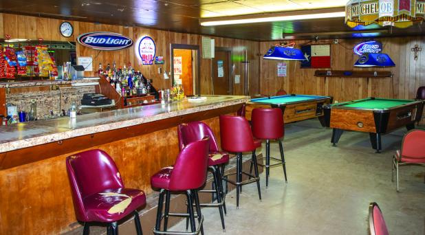 American Legion gets spiffy for V-Day event