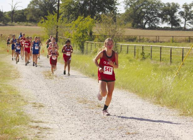 Ava Stewart competes in cross-country race and finishes 38th out of 162 runners