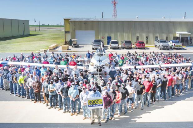 Air Tractor sells 4000th airplane