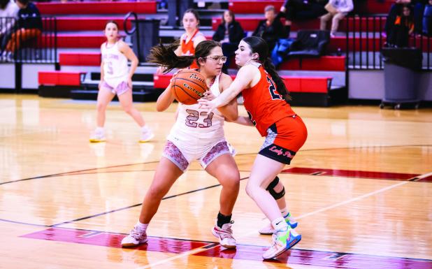 Lady Cubs show improvement going into District