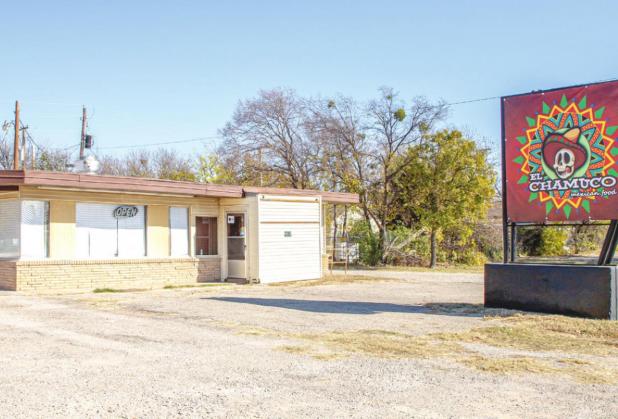 El Chamuco Open for Business in Old Circle K Building