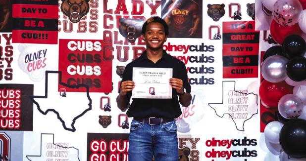 Dom Collins received the Cub Track and Field, Field Event MVP Award. Photo by Will Sadler