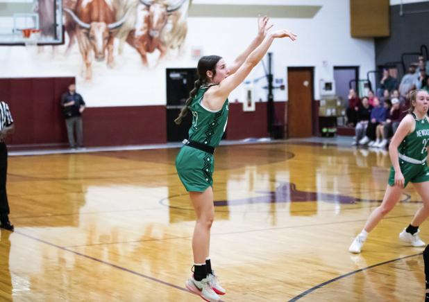 Ladycats claim Bi-District Championship