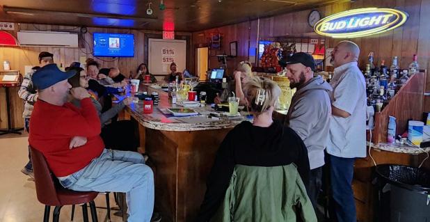 Olney Junior Altruistic raises money for Senior Cub Center programs