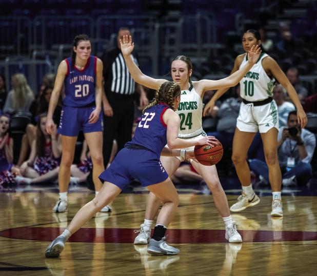 Ladycats take 1A State Championship at Alamodome with team unity