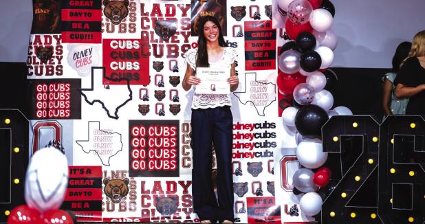 Halee Craven Received the Lady Cub Track and Field Team MVP Award. Photo by Will Sadler