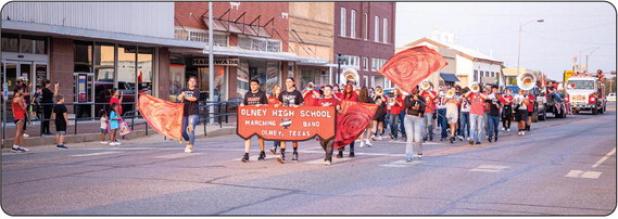 OHS shines in Homecoming parade