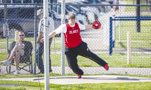 OHS Athlete Kanin Beavers competed with grit and heart in the discus competition but fell short of regional qualification. Photo by Will Sadler