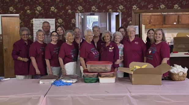 The Hamilton Hospital Auxiliary wishes to thank everyone that joined us for lunch on Tuesday, August 12 for a lunch fundraiser. The Auxiliary served pulled pork sandwiches and held a bake sale. A special thank you to Tami and Jeff Harvey who prepared the 