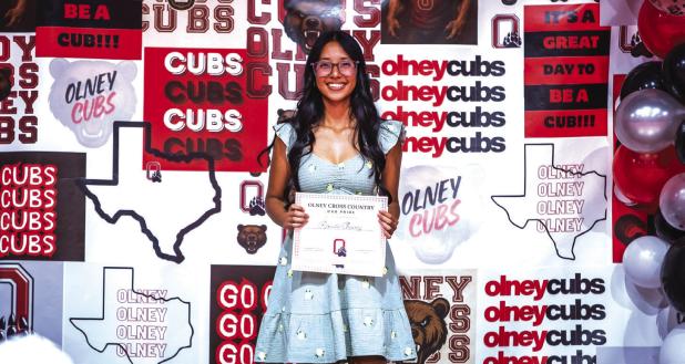 OHS Lady Cub Renata Chavez received the Cub Pride Award for Cross Country. Photo by Will Sadler