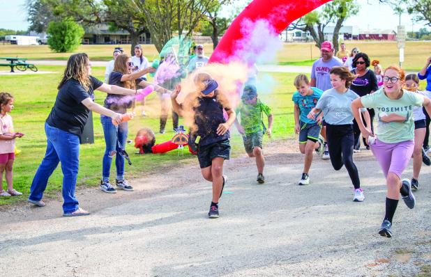 	Turkey Trot fundraiser lures Olneyites to Tom Griffin Park