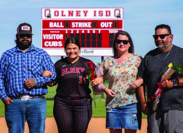 Lady Cubs Celebrate Senior Night with friends and family