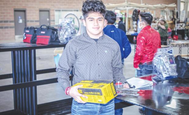 Jonathan Melcher (Olney FFA) and his shop table won him Grand Champion