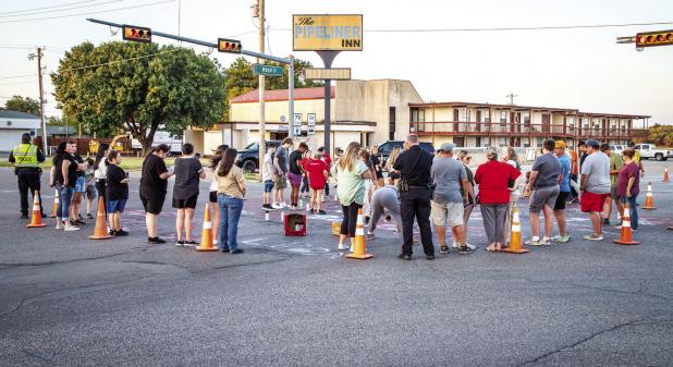 OHS seniors keep back-to-school traditions