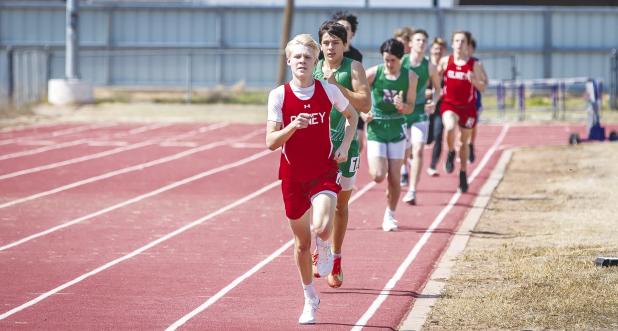 The 800m first place finish went to OHS Jaxxon Laurent, who also took down the 1600m second place and third place finish for 3200m. Photo by Will Sadler