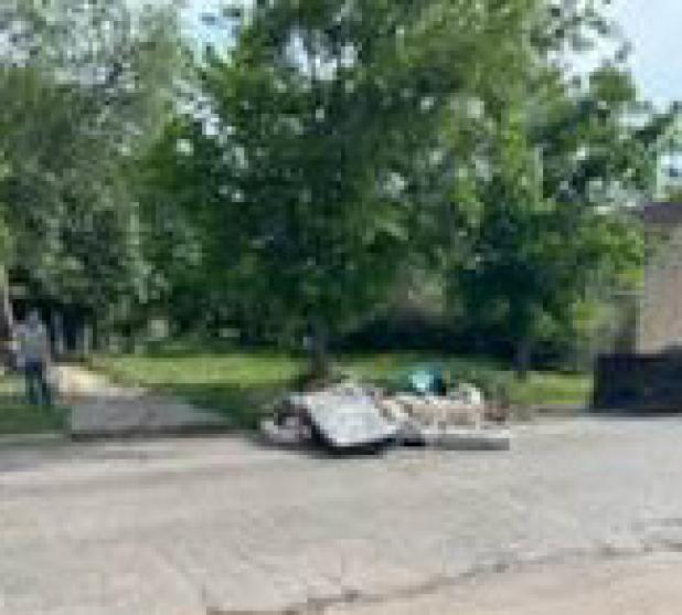 City sends out trucks for Clean-Up Week