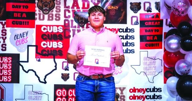 Ricco Sandoval Received the Cub Baseball Cub Pride Award. Photo by Will Sadler