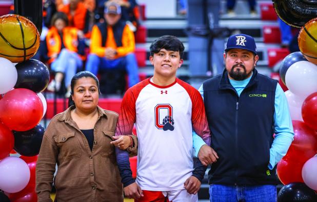 Olney Seniors Celebrate Senior Night