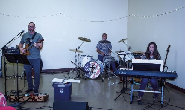 House of Mercy holds gala, silent auction
