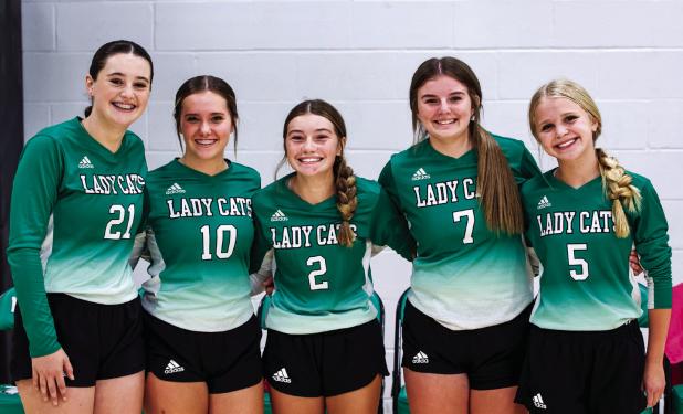 Your 2025 Ladycats Jv White Team: #2 Greenleigh Moore, #5 Allison Melton, #7 Kinzlee Sweat, #10 Pj White, #11 Grayson Nunez And #21 Elizabeth Daigle. Photo by Will Sadler