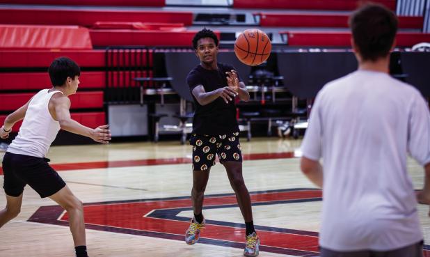 Cub players enjoyed an open gym night after a summer of skill sessions with Cub Basketball Coach Eric Symank. Photo by Will Sadler