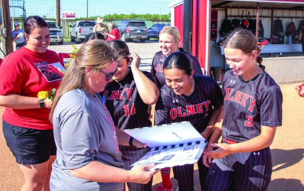 Lady Cubs Celebrate Senior Night with friends and family