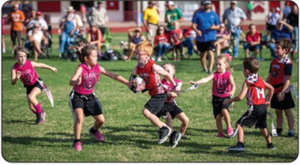 Flag football: Cubettes vs Cubs