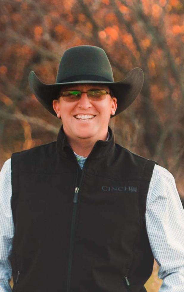 Spiller wins handily; Craig, Philipp in runoff